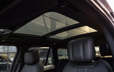 Land Rover Range Rover IV рестайлинг, 2019 год, 5 990 000 рублей, 30 фотография