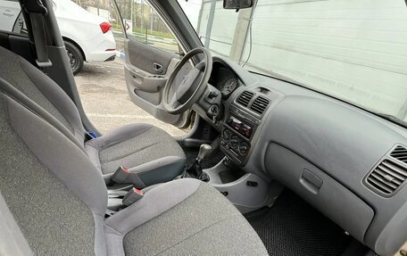 Hyundai Accent II, 2003 год, 350 000 рублей, 8 фотография