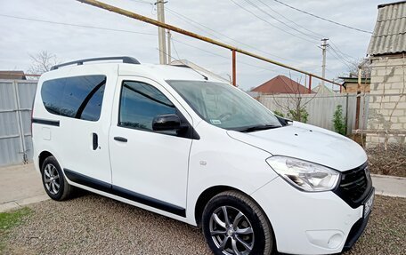 Dacia Dokker I рестайлинг, 2019 год, 1 450 000 рублей, 10 фотография