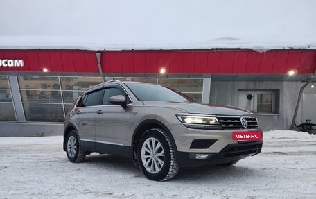 Volkswagen Tiguan II, 2018 год, 2 500 000 рублей, 7 фотография