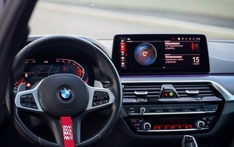 BMW 5 серия, 2020 год, 5 900 000 рублей, 3 фотография