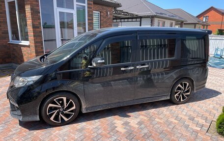 Honda Stepwgn IV, 2017 год, 2 150 000 рублей, 6 фотография