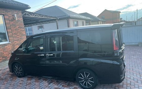 Honda Stepwgn IV, 2017 год, 2 150 000 рублей, 14 фотография