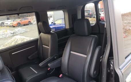 Honda Stepwgn IV, 2017 год, 2 150 000 рублей, 21 фотография