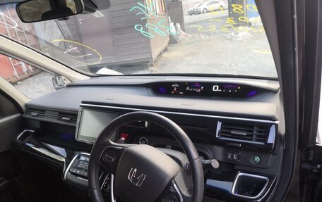 Honda Stepwgn IV, 2017 год, 2 150 000 рублей, 22 фотография