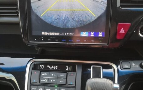 Honda Stepwgn IV, 2017 год, 2 150 000 рублей, 28 фотография