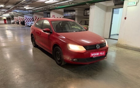 Volkswagen Jetta VI, 2012 год, 950 000 рублей, 2 фотография