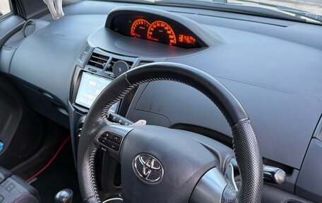 Toyota Vitz, 2005 год, 820 000 рублей, 7 фотография