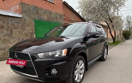 Mitsubishi Outlander III рестайлинг 3, 2011 год, 1 200 000 рублей, 21 фотография