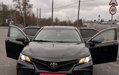 Toyota Camry, 2020 год, 2 399 999 рублей, 3 фотография