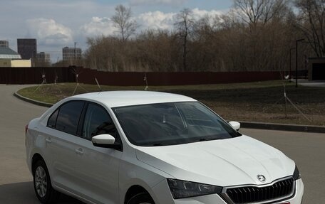 Skoda Rapid II, 2020 год, 1 490 000 рублей, 2 фотография