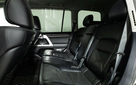 Toyota Land Cruiser 200, 2014 год, 4 299 990 рублей, 10 фотография