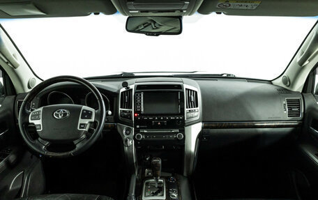 Toyota Land Cruiser 200, 2014 год, 4 299 990 рублей, 13 фотография