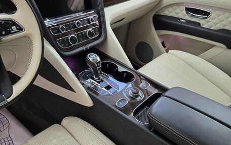 Bentley Bentayga I, 2020 год, 15 фотография