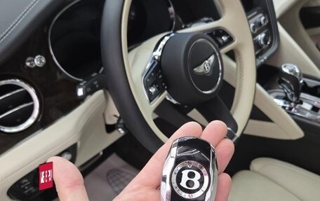 Bentley Bentayga I, 2020 год, 11 фотография