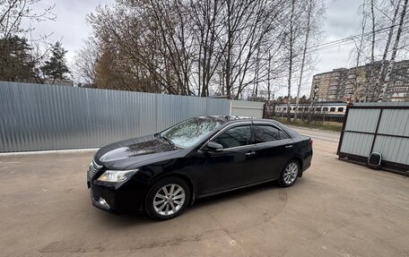 Toyota Camry, 2013 год, 1 800 000 рублей, 2 фотография