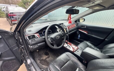 Toyota Camry, 2013 год, 1 800 000 рублей, 6 фотография