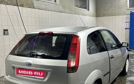 Ford Fiesta, 2005 год, 245 000 рублей, 8 фотография