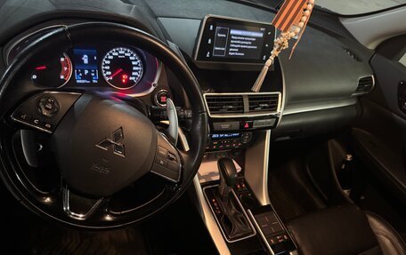 Mitsubishi Eclipse Cross, 2018 год, 2 000 000 рублей, 13 фотография