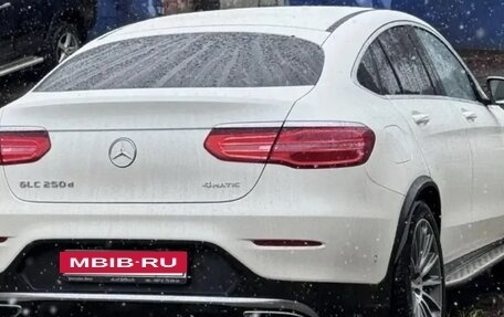 Mercedes-Benz GLC Coupe, 2017 год, 3 990 000 рублей, 3 фотография