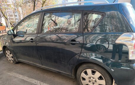 Toyota Corolla Verso I, 2006 год, 650 000 рублей, 3 фотография