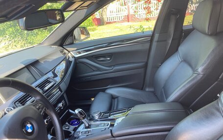 BMW 5 серия, 2016 год, 2 850 000 рублей, 9 фотография