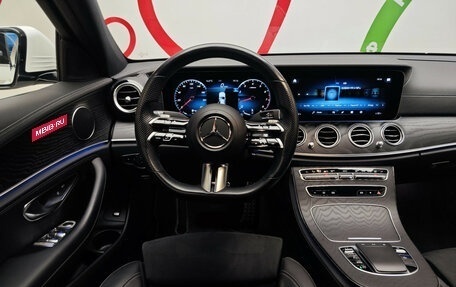 Mercedes-Benz E-Класс, 2021 год, 4 890 000 рублей, 10 фотография