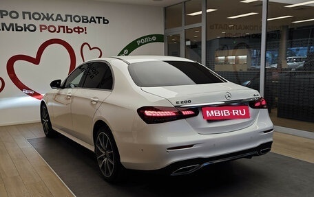 Mercedes-Benz E-Класс, 2021 год, 4 890 000 рублей, 6 фотография