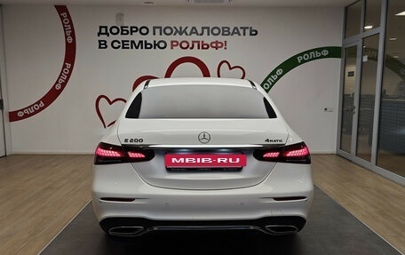 Mercedes-Benz E-Класс, 2021 год, 4 890 000 рублей, 5 фотография