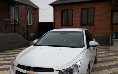 Chevrolet Cruze II, 2013 год, 680 000 рублей, 2 фотография