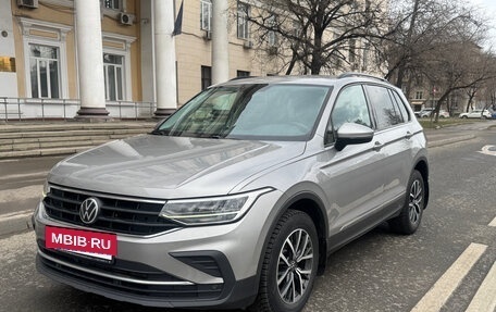 Volkswagen Tiguan II, 2021 год, 2 880 000 рублей, 3 фотография