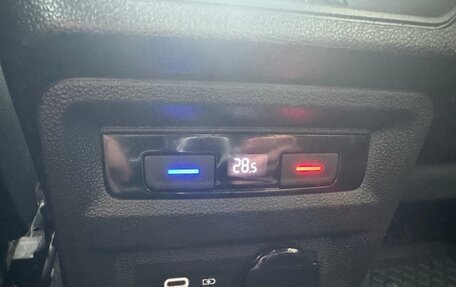 Volkswagen Tiguan II, 2021 год, 2 880 000 рублей, 17 фотография