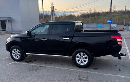 Mitsubishi L200 IV рестайлинг, 2015 год, 2 050 000 рублей, 3 фотография