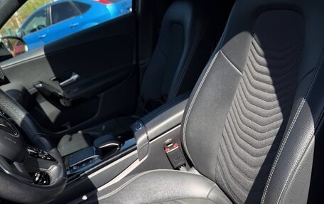 Mercedes-Benz A-Класс, 2020 год, 2 350 000 рублей, 4 фотография