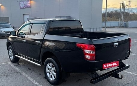 Mitsubishi L200 IV рестайлинг, 2015 год, 2 050 000 рублей, 4 фотография