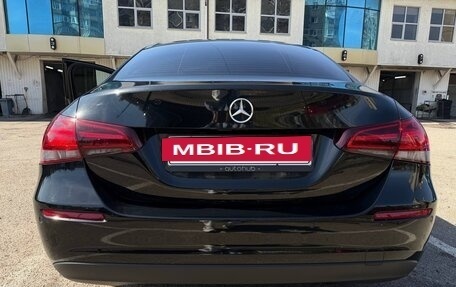 Mercedes-Benz A-Класс, 2020 год, 2 350 000 рублей, 3 фотография