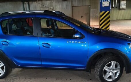 Renault Sandero II рестайлинг, 2018 год, 1 030 000 рублей, 5 фотография