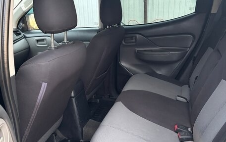 Mitsubishi L200 IV рестайлинг, 2015 год, 2 050 000 рублей, 22 фотография