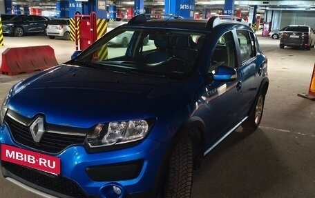 Renault Sandero II рестайлинг, 2018 год, 1 030 000 рублей, 2 фотография