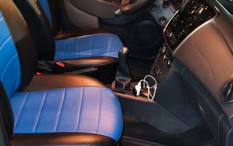 Renault Sandero II рестайлинг, 2018 год, 1 030 000 рублей, 17 фотография