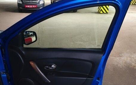 Renault Sandero II рестайлинг, 2018 год, 1 030 000 рублей, 16 фотография