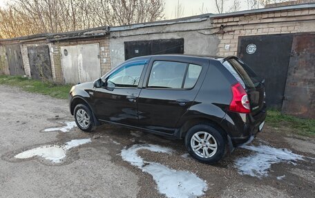 Renault Sandero I, 2012 год, 400 000 рублей, 4 фотография