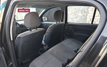 Renault Sandero I, 2012 год, 400 000 рублей, 10 фотография