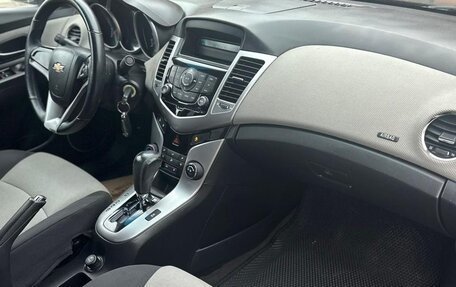 Chevrolet Cruze II, 2012 год, 780 000 рублей, 4 фотография