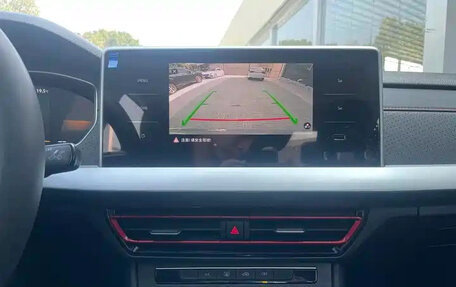 Volkswagen Lavida, 2023 год, 1 390 000 рублей, 10 фотография