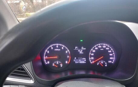 Hyundai Solaris II рестайлинг, 2017 год, 625 000 рублей, 3 фотография