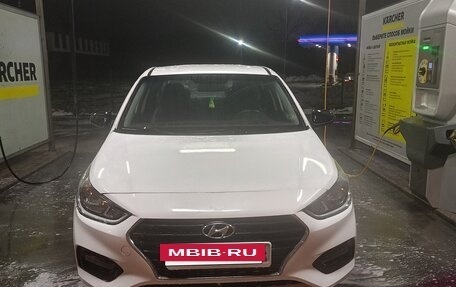 Hyundai Solaris II рестайлинг, 2017 год, 625 000 рублей, 4 фотография