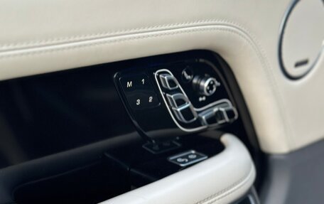 Land Rover Range Rover IV рестайлинг, 2018 год, 8 500 000 рублей, 7 фотография