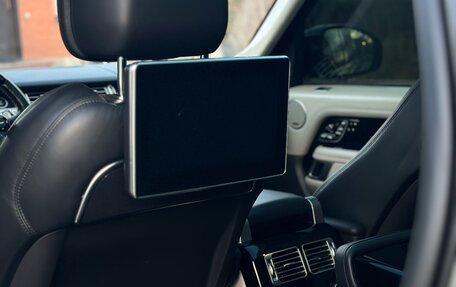 Land Rover Range Rover IV рестайлинг, 2018 год, 8 500 000 рублей, 17 фотография