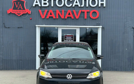 Volkswagen Jetta VI, 2013 год, 1 090 000 рублей, 2 фотография